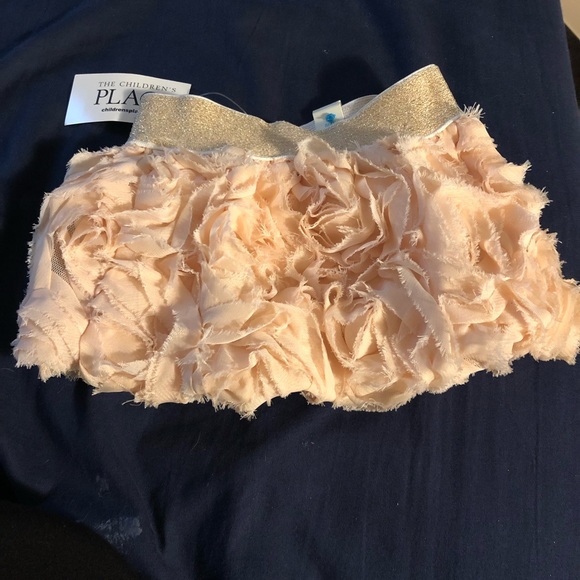 Super Cute Skirt - Picture 3 of 3